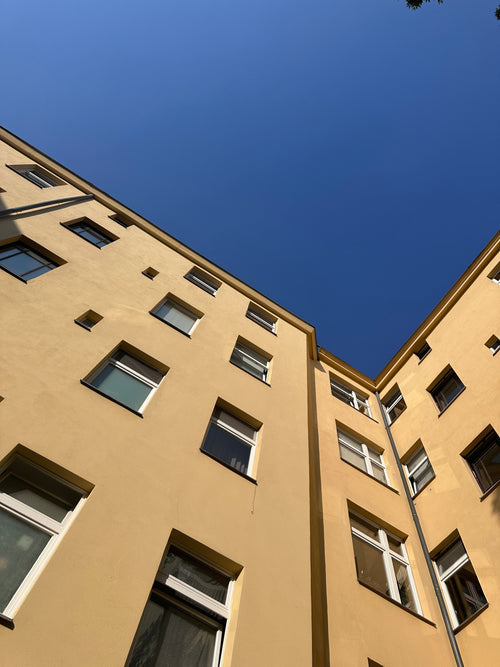 Detailansicht Aluminium Kunstdruck Bluesky Architecture – mattes Metallbild, UV-beständig und kratzfest 